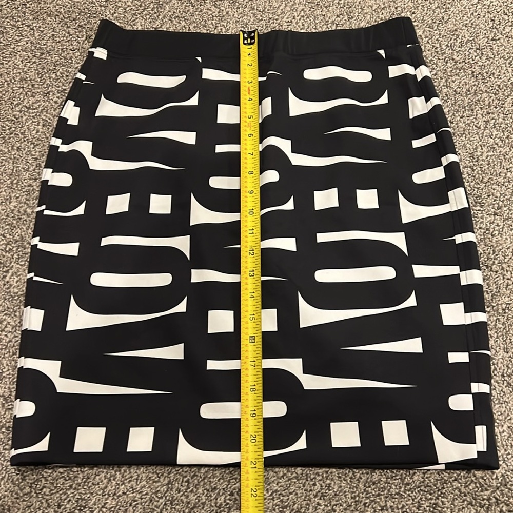 Marc Cain Love Lettered Pencil Skirt - Picture 5 of 6